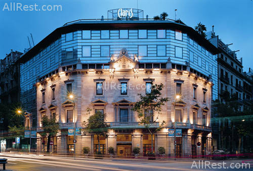 Claris Hotel 